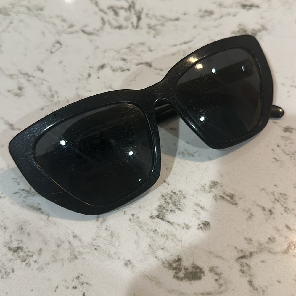 Pre-Owned Prada PR 08VS CATWALK Sunglasses - Picture 3 of 8